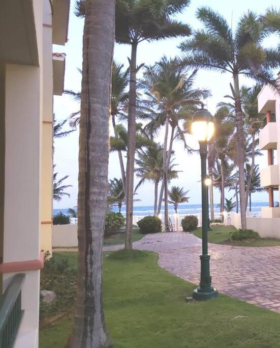 1St Level Unit Steps To Beach- Cold Air Conditioner At Poza Del Mar Luquillo Exterior foto